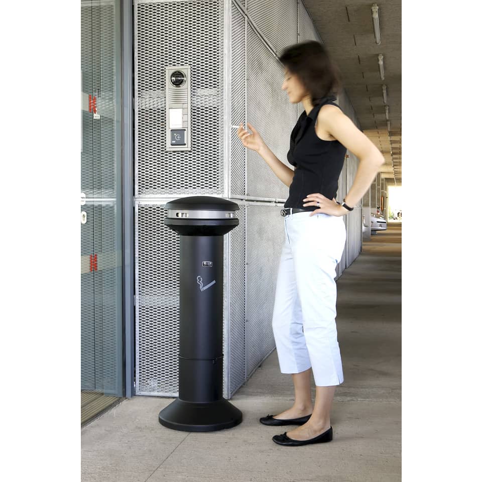 Posacenere a colonna Rubbermaid Infinity™ Ultra nero H 105 cm - Ø 40 cm FG9W3400BLA