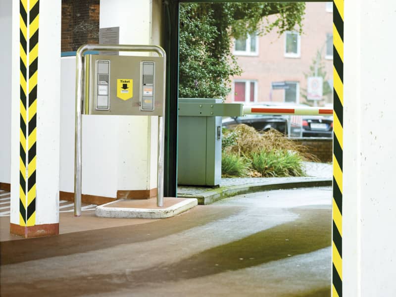 Nastro segnaletico tesa Signal Universale OPP adesivo acrilico 50mm x 66m giallo-nero - 58133-00000-00