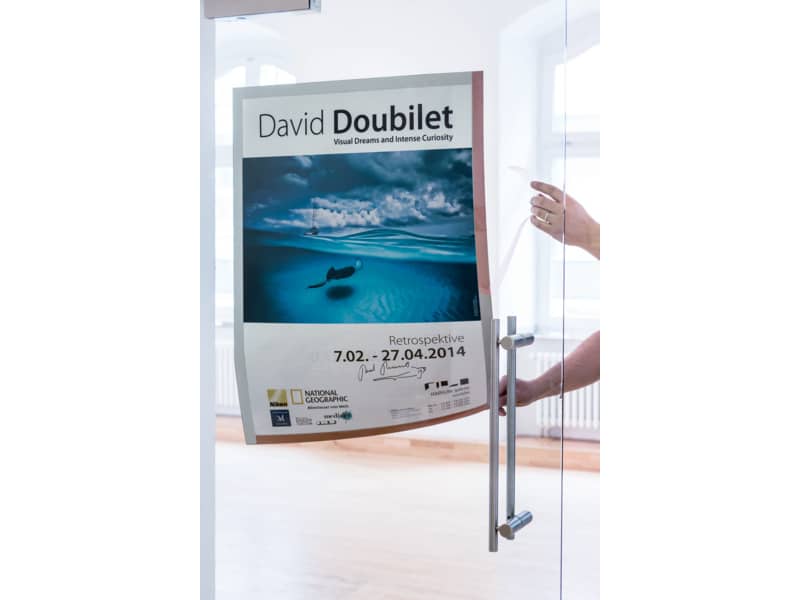 Cornice espositiva adesiva DURABLE DURAFRAME® POSTER A1 argento metallizzato 639x886mm - 499723