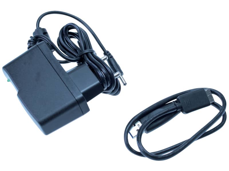 Hub Media Range USB 3.0 con quattro porte con interruttori separati e alimentatore - MRCS505