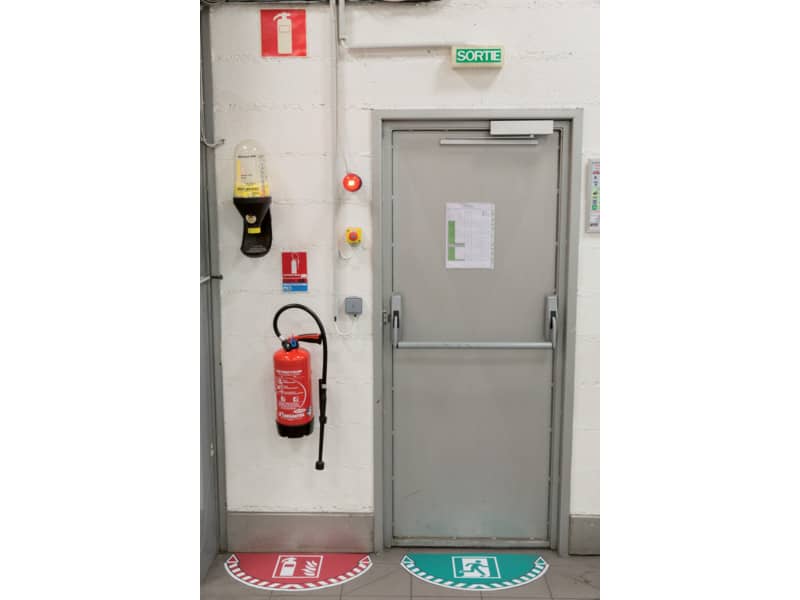 Adesivi Segnalatori CEP uscita d'emergenza PVC 700x350 mm. sp 0,2 mm verde - 1701020031