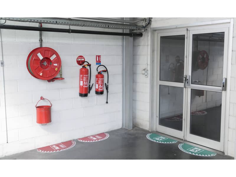 Adesivi Segnalatori CEP uscita d'emergenza PVC 700x350 mm. sp 0,2 mm verde - 1701020031