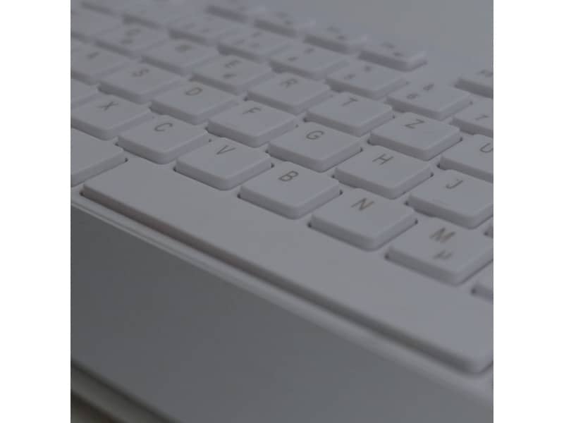 Set tastiera e mouse wireless Media Range serie highline QWERTZ, bianco/argento - MROS106
