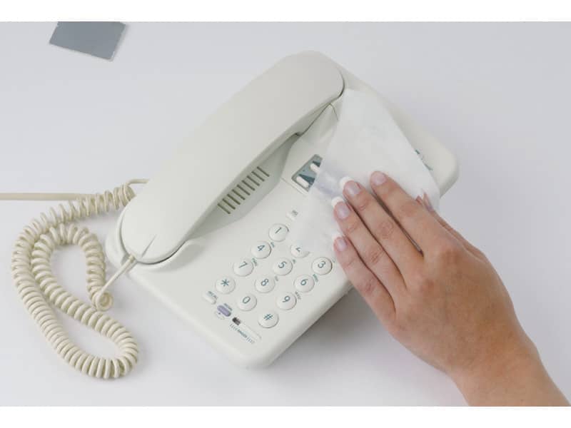 Salviette di pulizia multiuso Q-Connect senza alcool barattolo da 100 - KF04508A