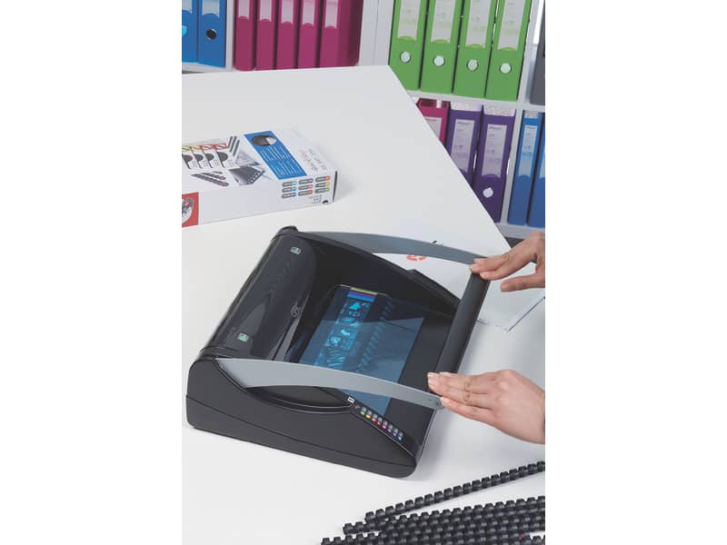 Rilegatrice a dorsi plastici GBC CombBinb® C200 nero 4401845