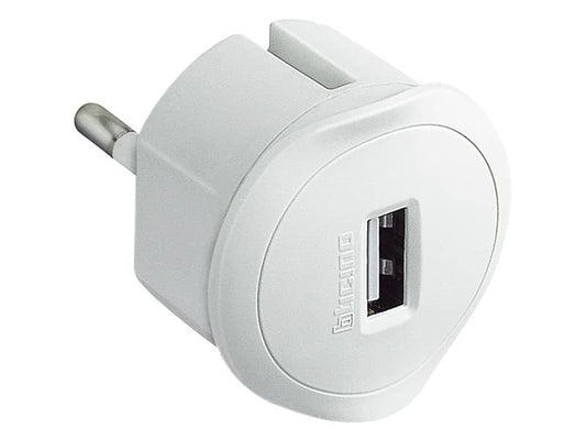 Adattatore spina 10A bticino con presa USB 1,5A bianco S3625DU