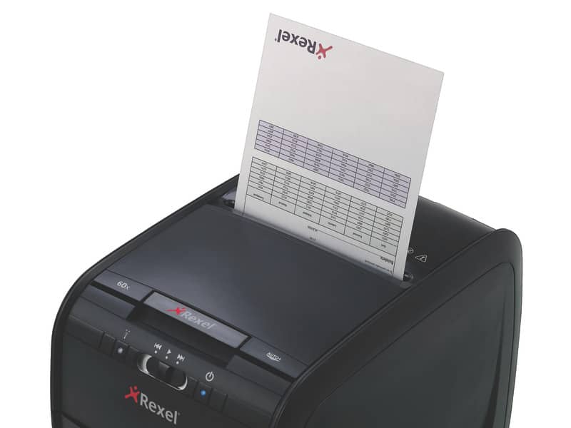 Distruggidocumenti ad alimentazione automatica Rexel Auto+60X  P-3 15 L taglio frammenti 4x45 mm nero 2103060EU