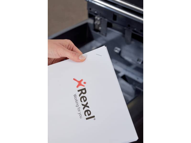 Distruggidocumenti ad alimentazione automatica Rexel Auto+300X P-4 40 L taglio a frammenti 4x40 mm - 2103250EU