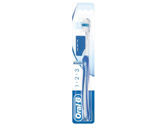 Spazzolino ORAL B medio  B25