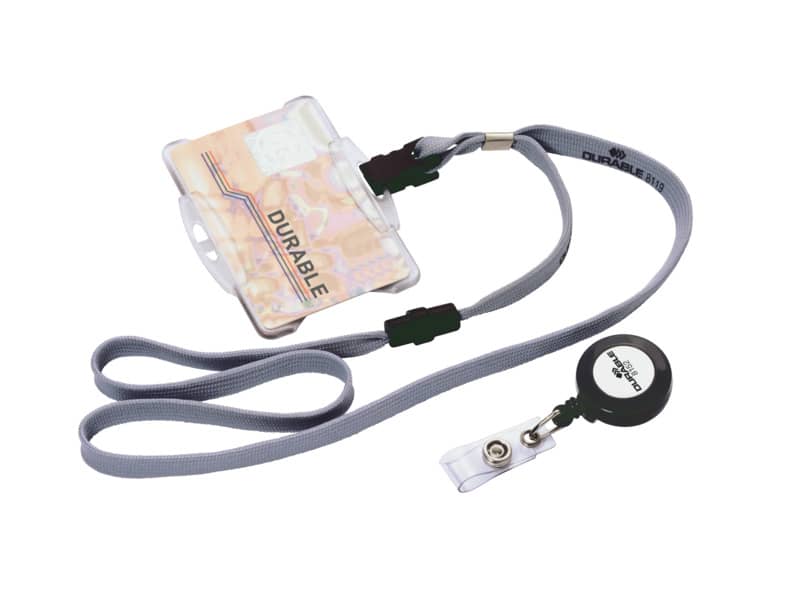 Portabadge rigido Durable 85x54 mm con clip di sicurezza orientabile trasparente Conf. 25 pezzi - 811819