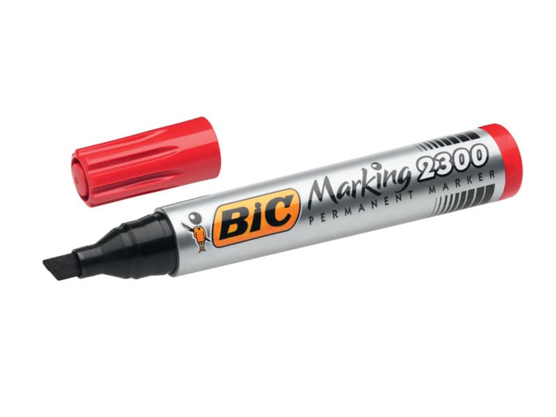 Marcatore permanente BIC Marking 2300 punta scalpello 3,7-5,5 mm rosso 8209243