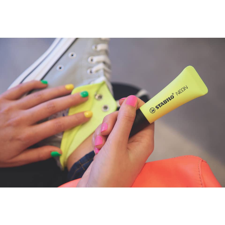 Evidenziatore Stabilo Neon 2-5 mm giallo  72/24