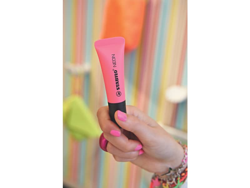 Evidenziatore Stabilo Neon 2-5 mm rosa  72/56