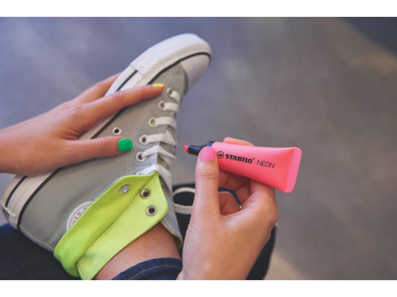 Evidenziatore Stabilo Neon 2-5 mm rosa  72/56