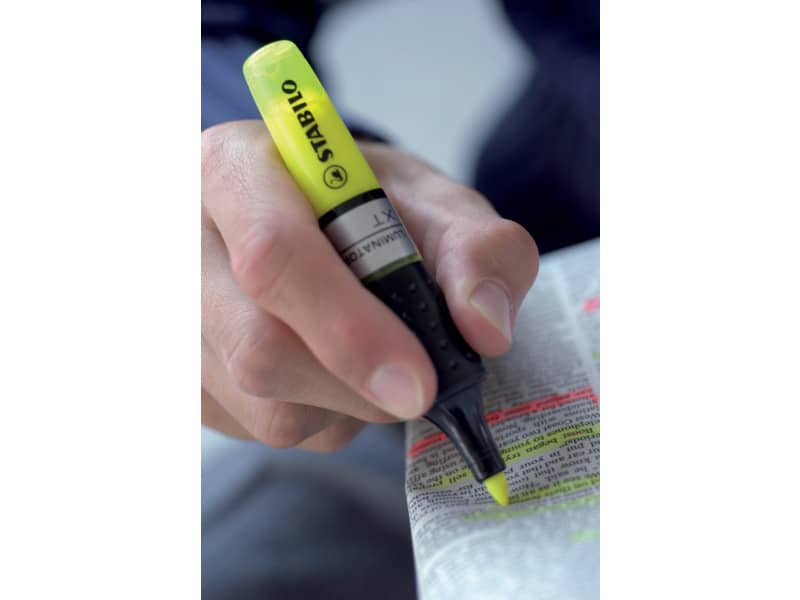 Evidenziatore Stabilo Luminator 2-5 mm giallo 71/24