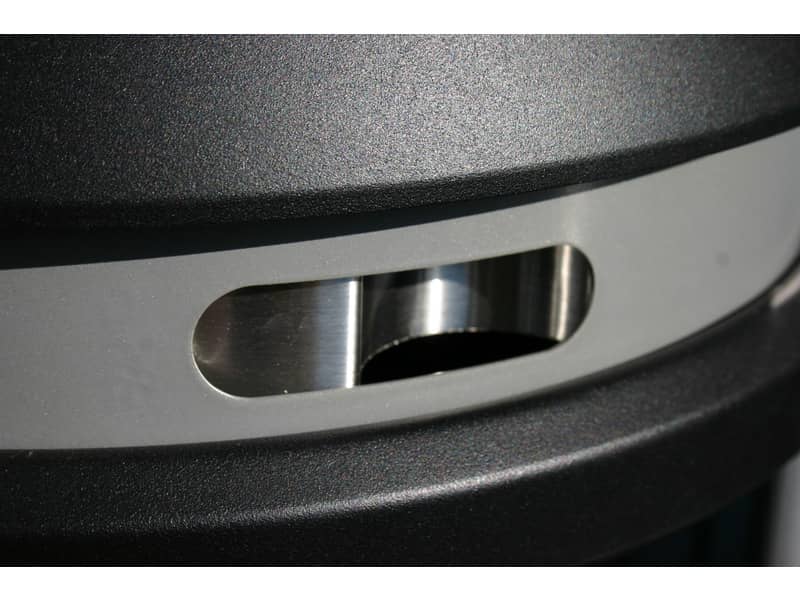 Posacenere a colonna Rubbermaid Infinity™ Ultra nero H 105 cm - Ø 40 cm FG9W3400BLA