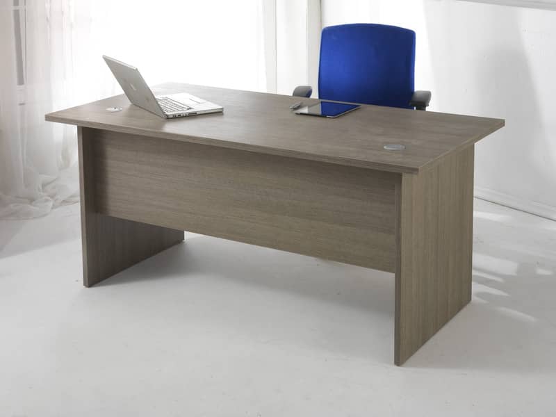 Scrivania Frensy Larix 140x80x72 cm fianchi a pannello rovere grigio ULAGS140
