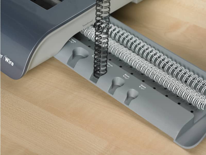 Rilegatrice a dorsi metallici FELLOWES Quasar Wire Capacità di perforazione 15 fogli - 5224101