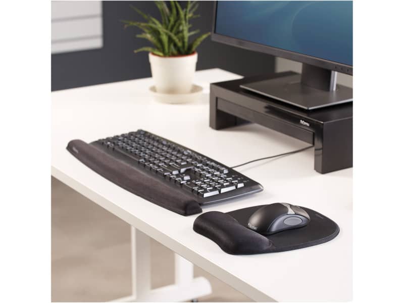 Tappetino mouse con poggiapolsi FELLOWES Memory nero 27,6x23,2x3,2 cm- 9176501