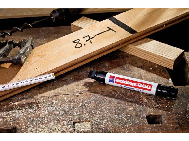 Marcatore permanente edding 850 punta scalpello 5-15 mm nero 4-850001